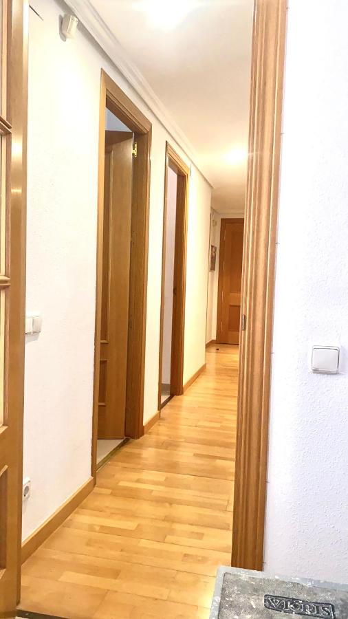 Roni Rooms Салоу Экстерьер фото